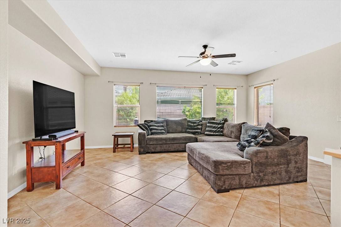 Las Vegas, NV 89131,7341 Royal Melbourne DR