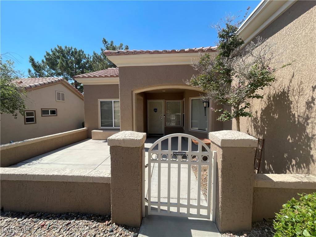 Las Vegas, NV 89134,9401 Villa Ridge DR