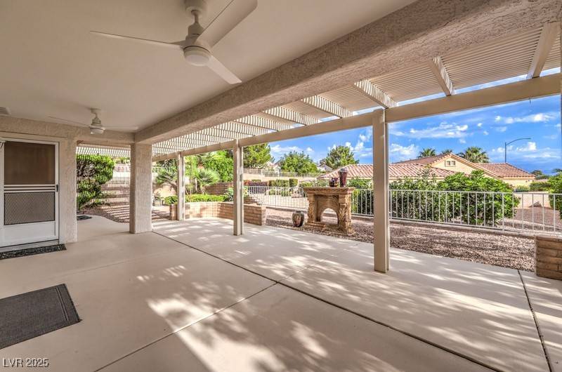Las Vegas, NV 89134,9520 Quail Ridge DR