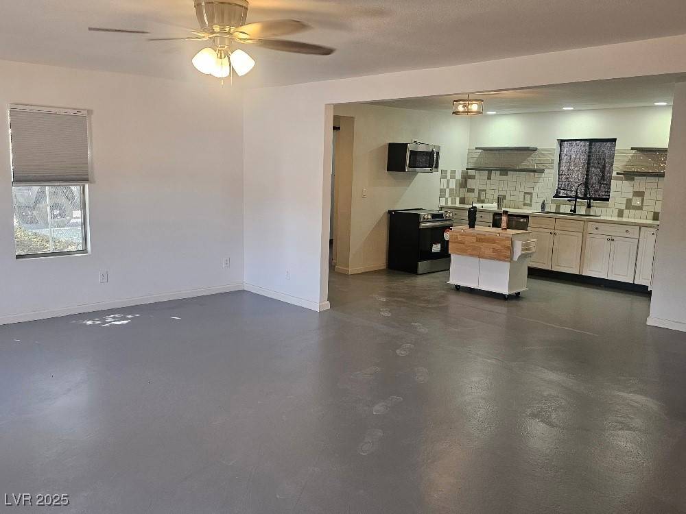 Pahrump, NV 89048,870 Second ST