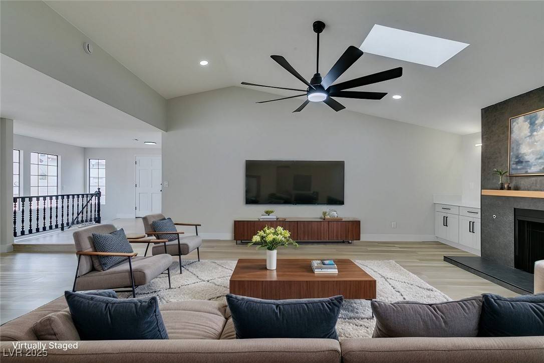 Las Vegas, NV 89120,5151 Tennis CT