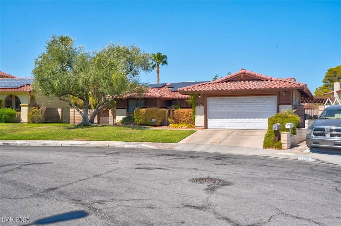 Las Vegas, NV 89103,3729 Topawa ST