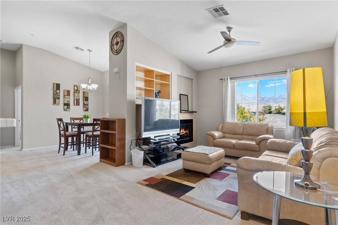 Las Vegas, NV 89144,1012 Domnus LN #205