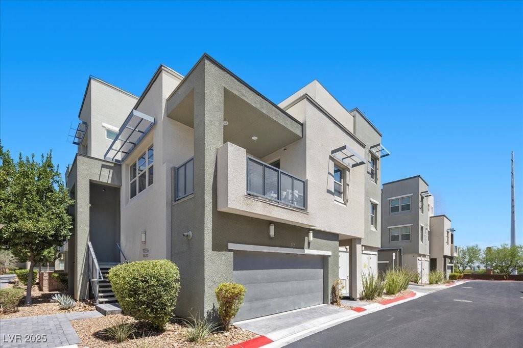 Las Vegas, NV 89135,11236 Rainbow Peak AVE #211