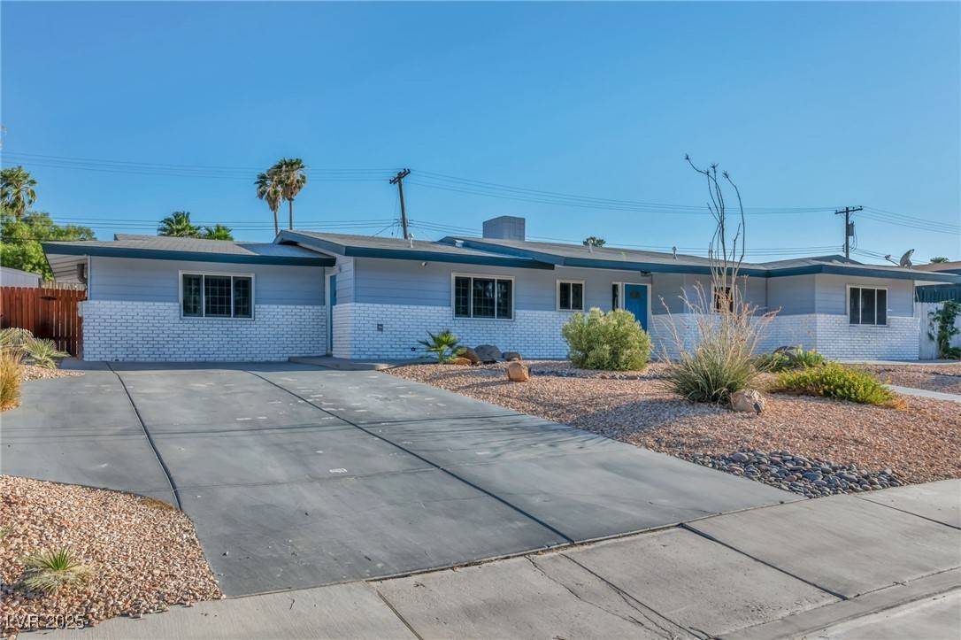 Las Vegas, NV 89169,1631 Ottawa DR