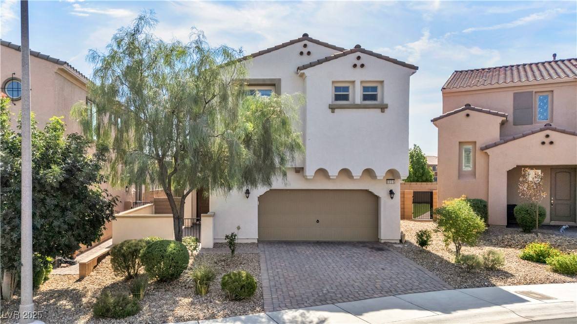 Las Vegas, NV 89166,8016 Skye Falls ST