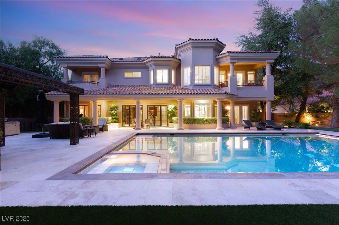 Las Vegas, NV 89134,9905 Sparrow Hawk CT