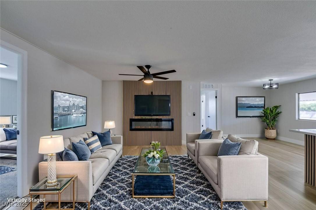 Las Vegas, NV 89122,3393 Katmai DR