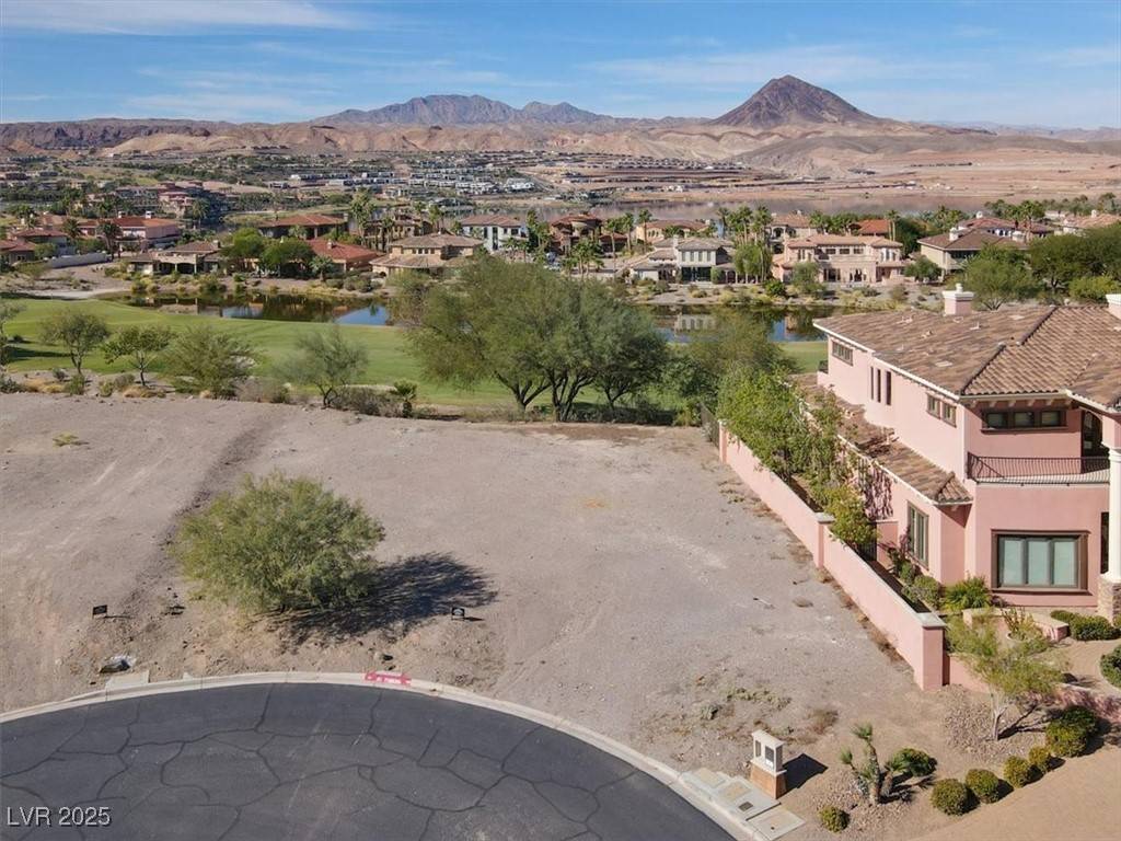Henderson, NV 89011,10 Via Ravenna CT