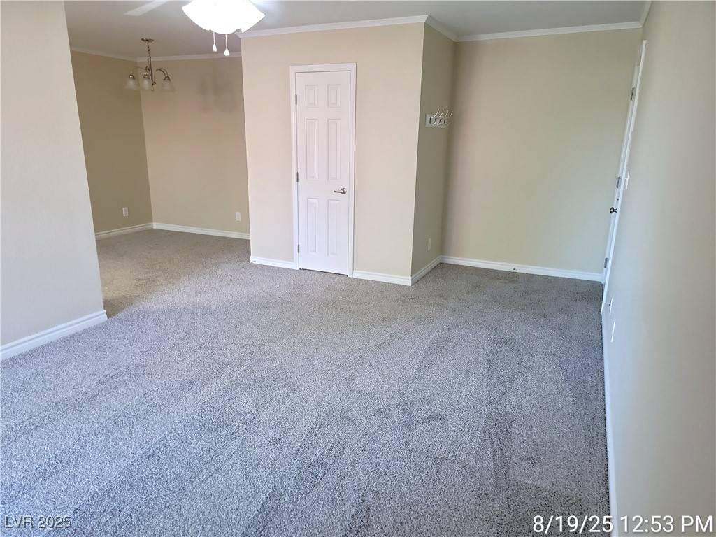 Las Vegas, NV 89103,5163 Indian River DR #194
