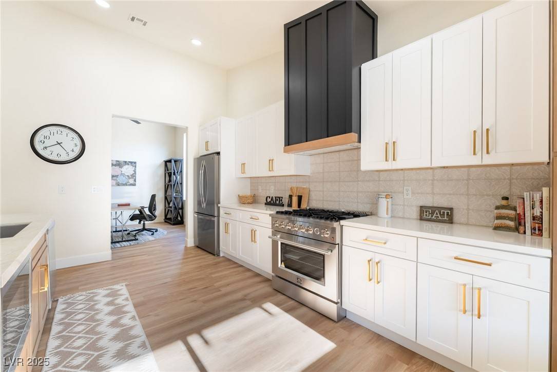 Las Vegas, NV 89117,1901 Rolling Dunes CT