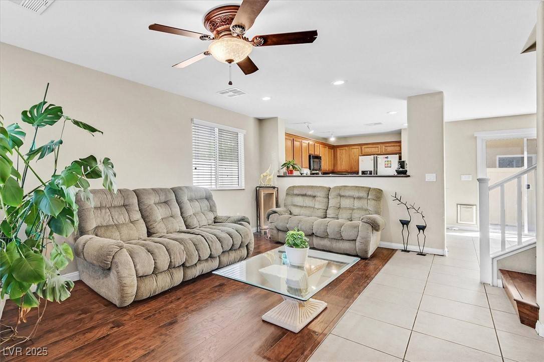 Las Vegas, NV 89108,6380 Blue Twilight CT