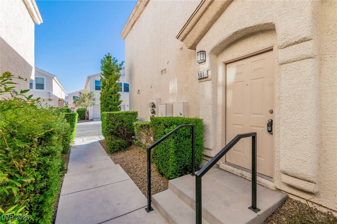Las Vegas, NV 89178,8842 Duncan Barrel AVE #101