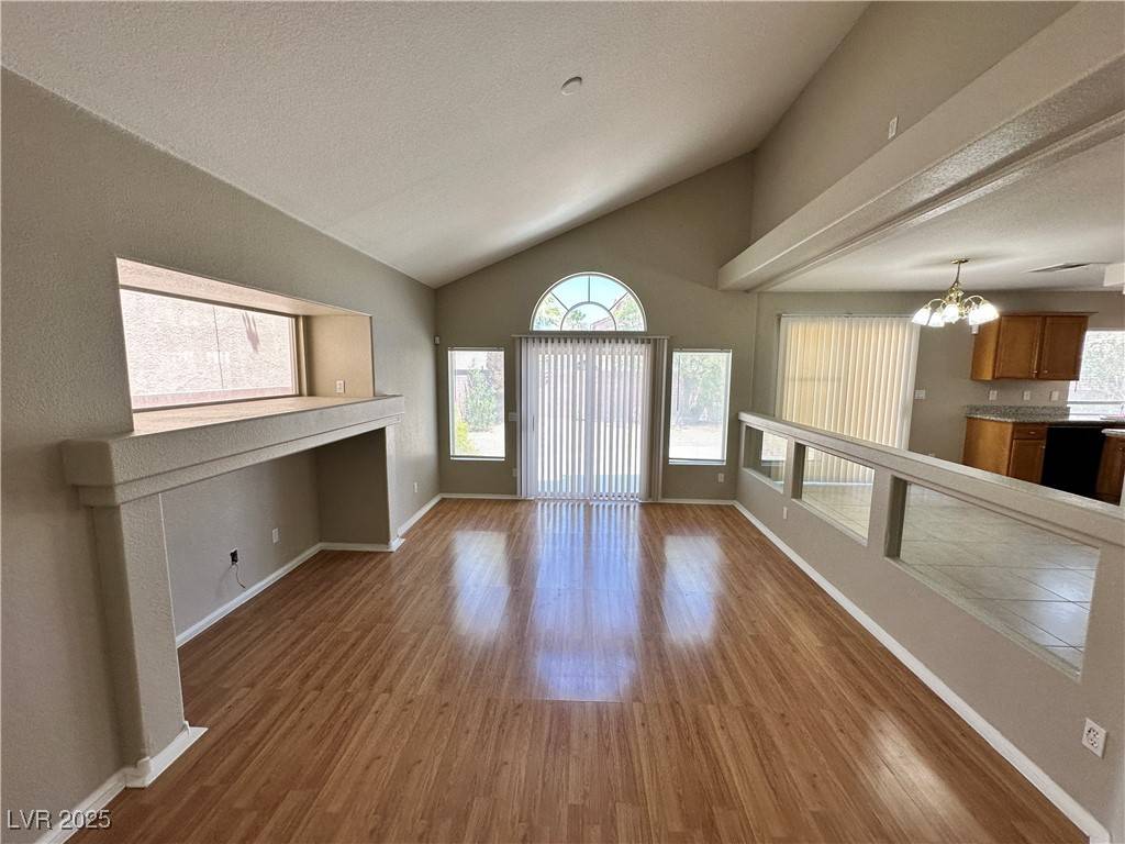 Las Vegas, NV 89139,7552 MISSION PALM ST