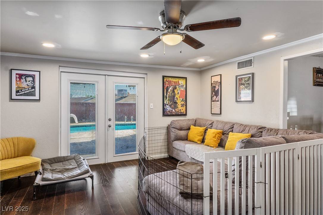 Las Vegas, NV 89110,3624 Chevy Chase AVE