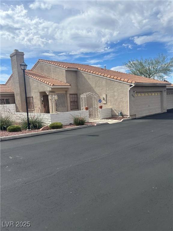 Las Vegas, NV 89145,251 N Cimarron RD