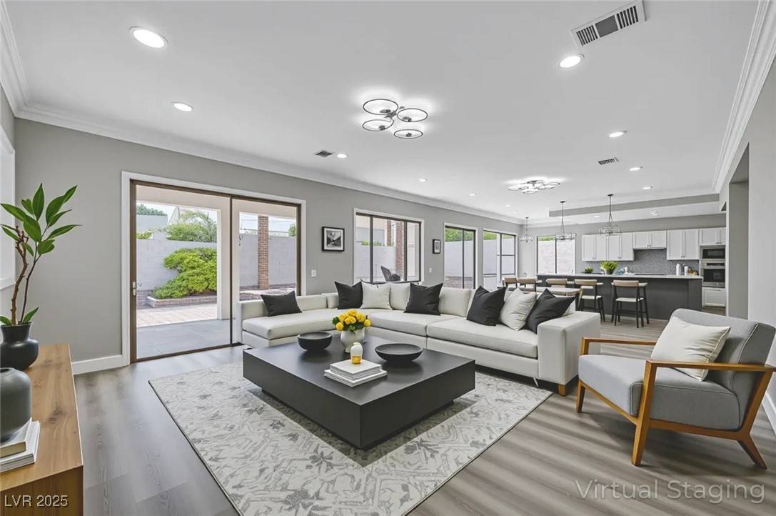 Las Vegas, NV 89148,21 Bridal Falls CT