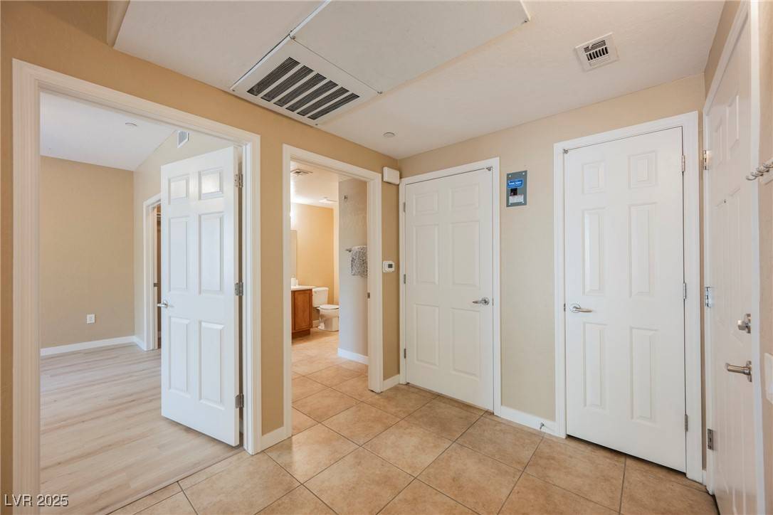 Las Vegas, NV 89131,6868 Sky Pointe DR #1021