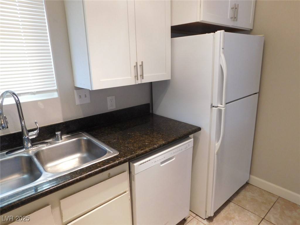 Las Vegas, NV 89119,5003 Spencer ST #A