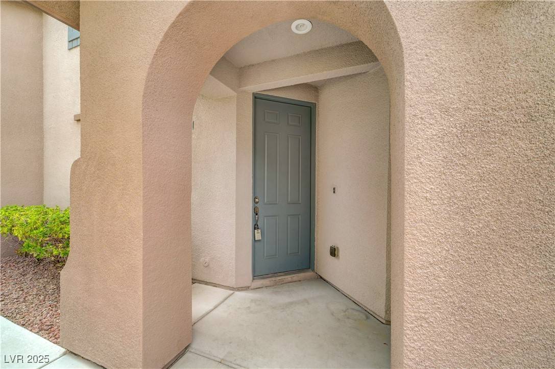 Las Vegas, NV 89135,11428 Belmont Lake DR #102