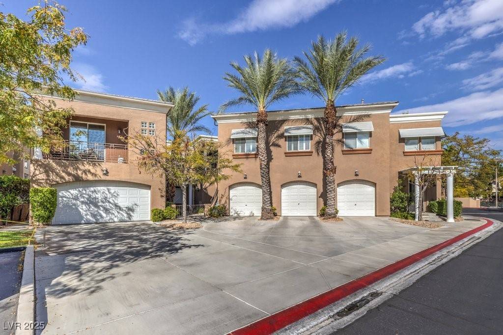Las Vegas, NV 89134,805 Dana Hills CT #202