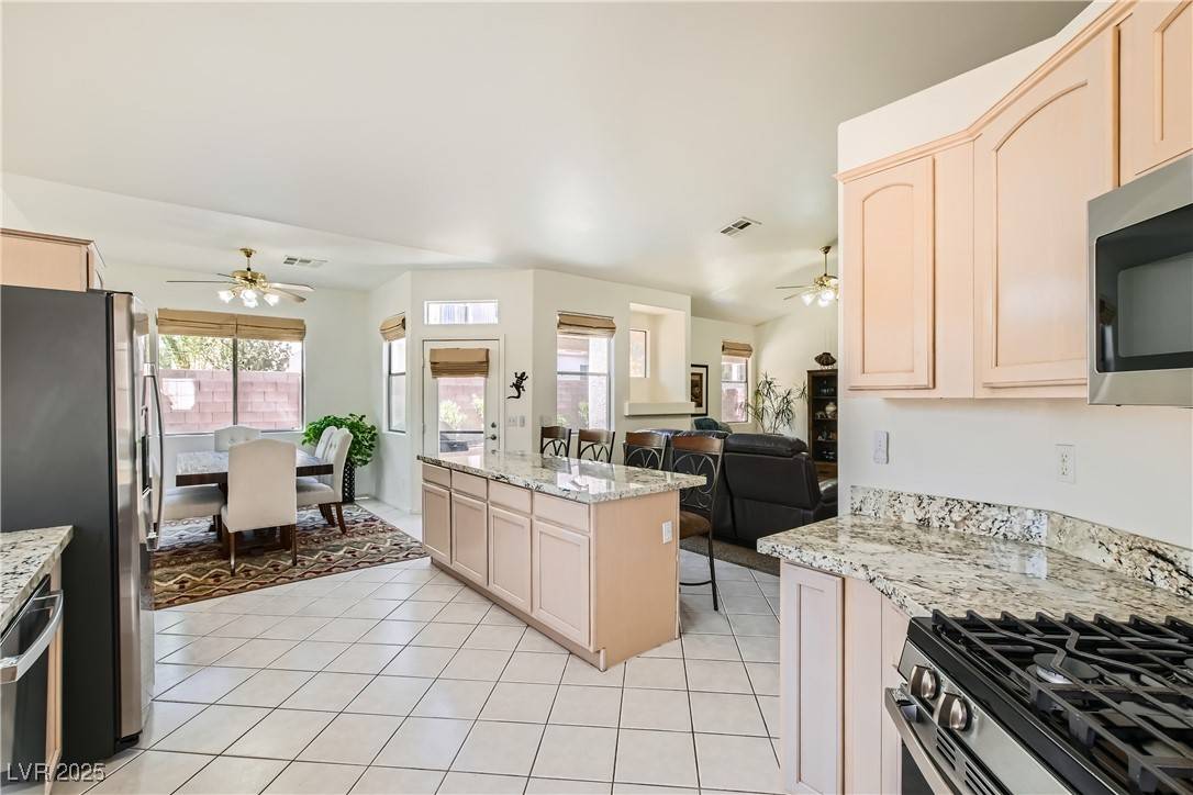 Las Vegas, NV 89131,7515 Splashing Rock DR