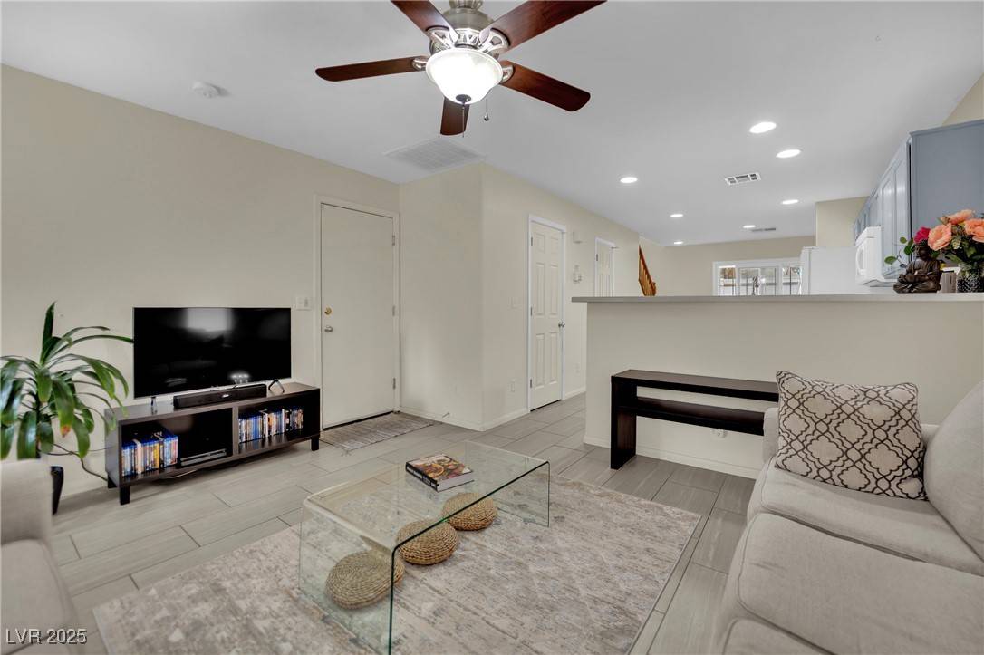 Las Vegas, NV 89166,9464 Milkweed Canyon AVE