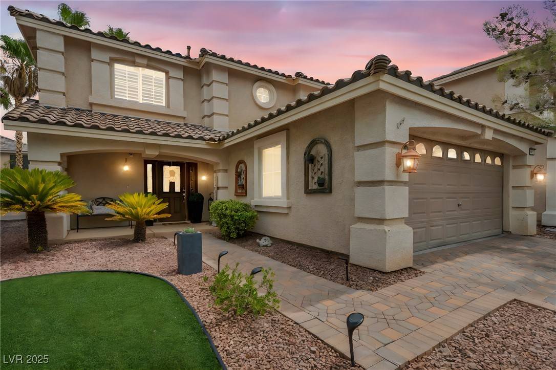 Las Vegas, NV 89141,11002 Calcedonian ST