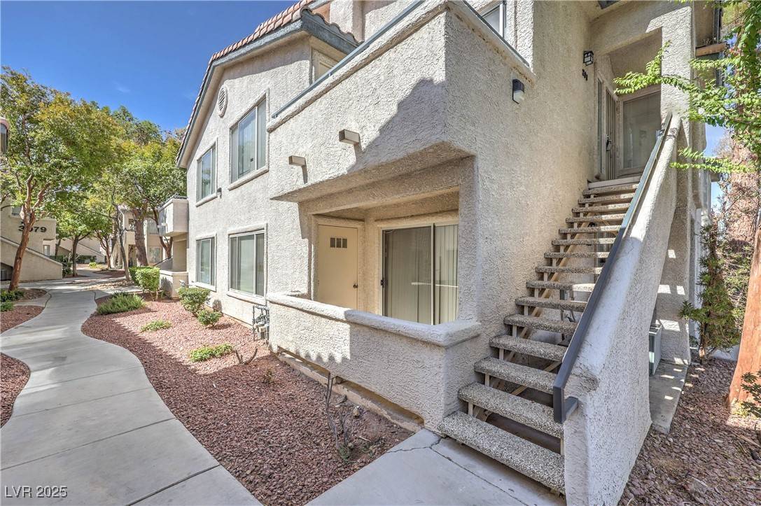 Las Vegas, NV 89120,3087 Key Largo DR #201