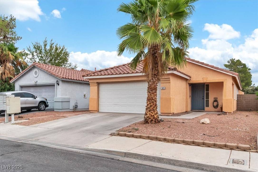 Las Vegas, NV 89130,5824 Round Castle ST