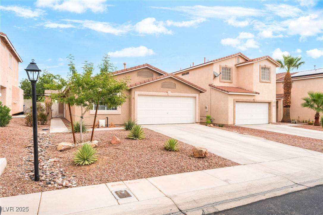Las Vegas, NV 89143,8832 Spinning Wheel AVE
