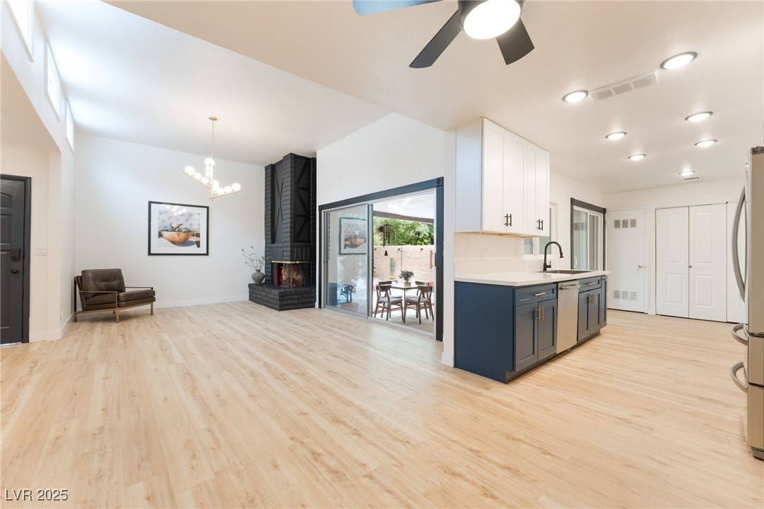 Las Vegas, NV 89110,4237 Brockton Green CT