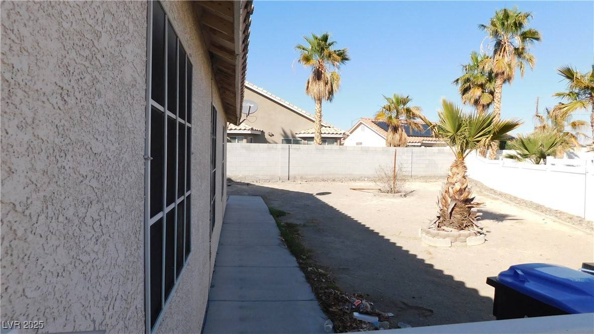 North Las Vegas, NV 89081,1214 EMERALD STONE AVE