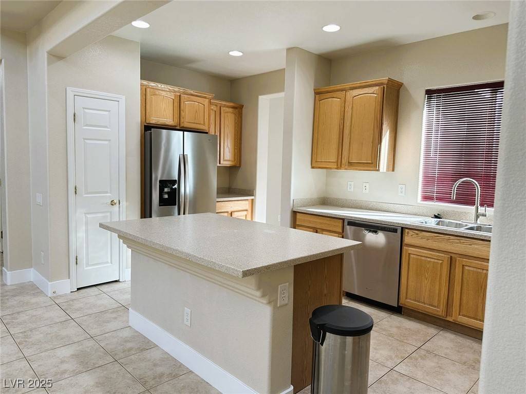 Las Vegas, NV 89135,2103 Desert Prairie ST