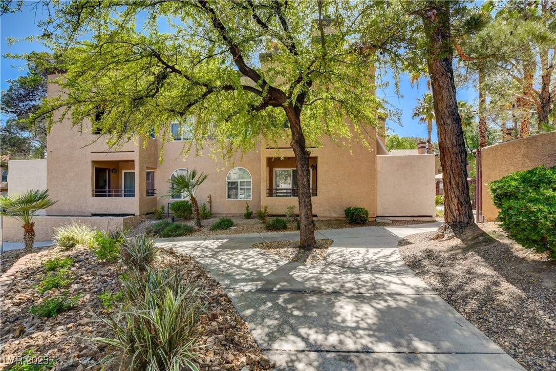 Las Vegas, NV 89117,9325 W Desert Inn RD #143