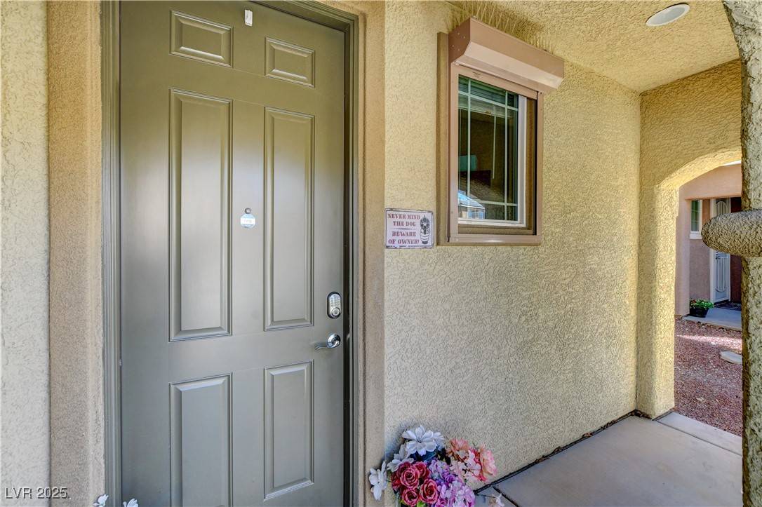 Las Vegas, NV 89179,7357 Palo Real CT