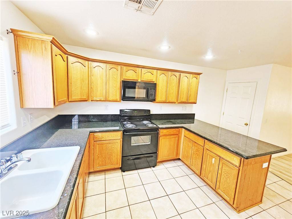 Pahrump, NV 89048,1951 S Teepee RD #1