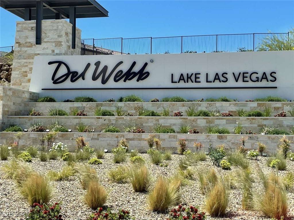 Henderson, NV 89011,14 Summer Agave AVE