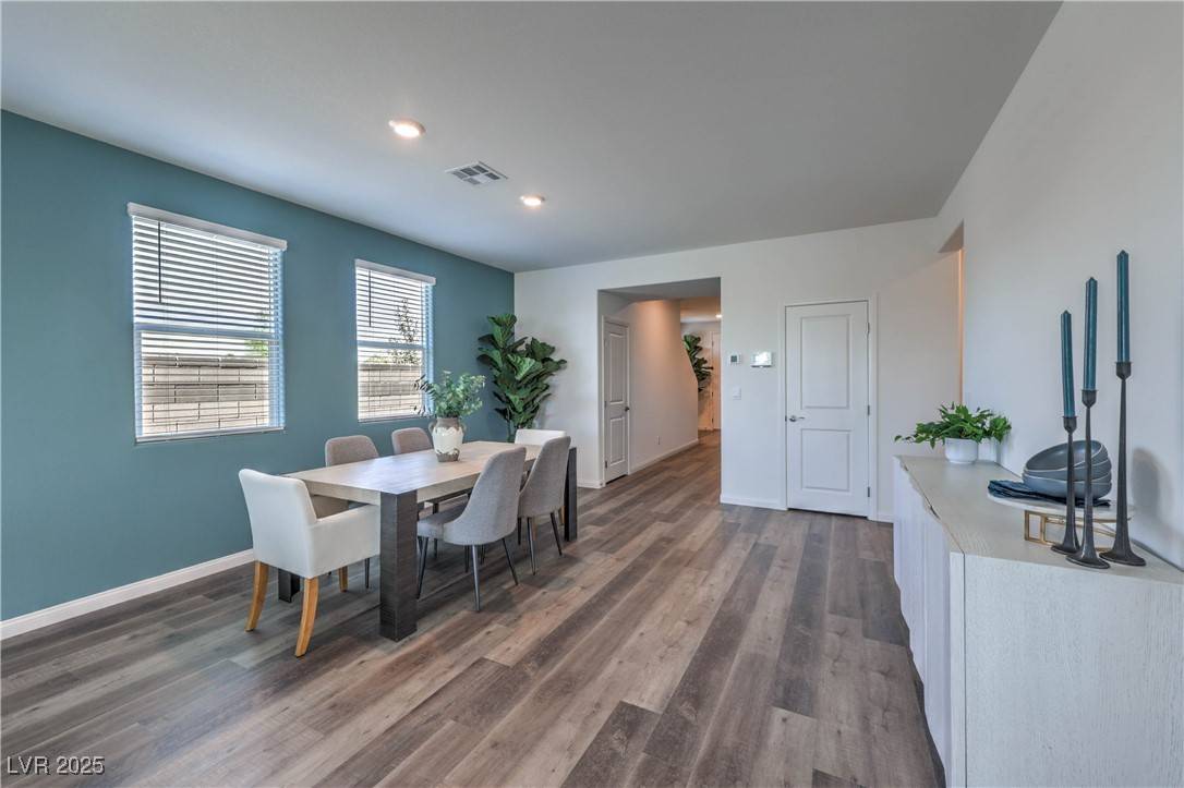 North Las Vegas, NV 89031,221 Vegas Verde AVE #27