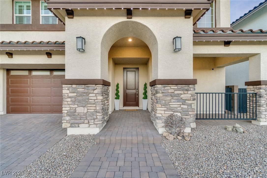 North Las Vegas, NV 89084,7430 Phoenix Falls ST