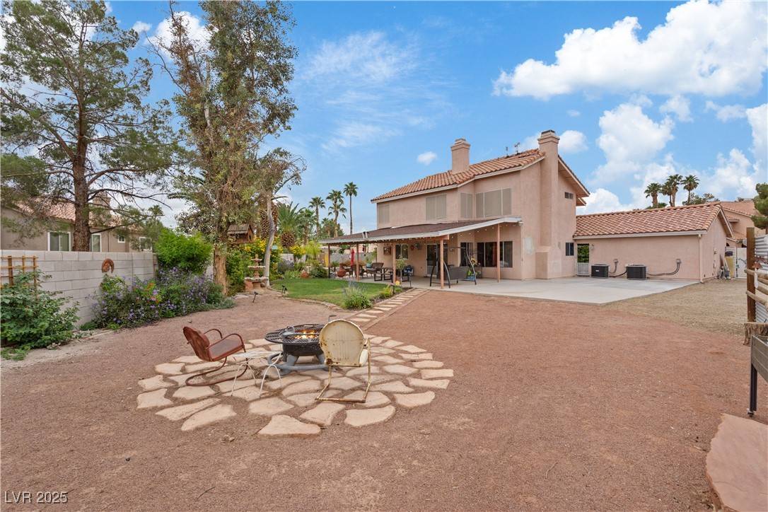 North Las Vegas, NV 89031,5808 Lone Song RD