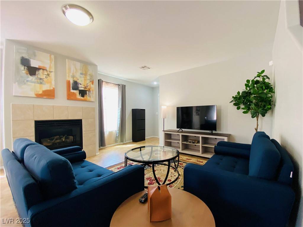 Las Vegas, NV 89144,Address not disclosed