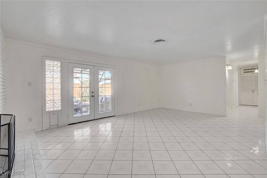 Las Vegas, NV 89108,5820 GORDON AVE