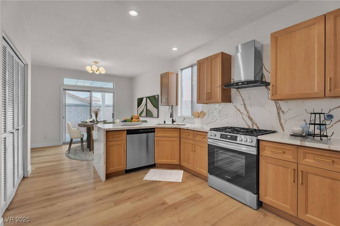 Las Vegas, NV 89183,9940 Trailing Vine ST