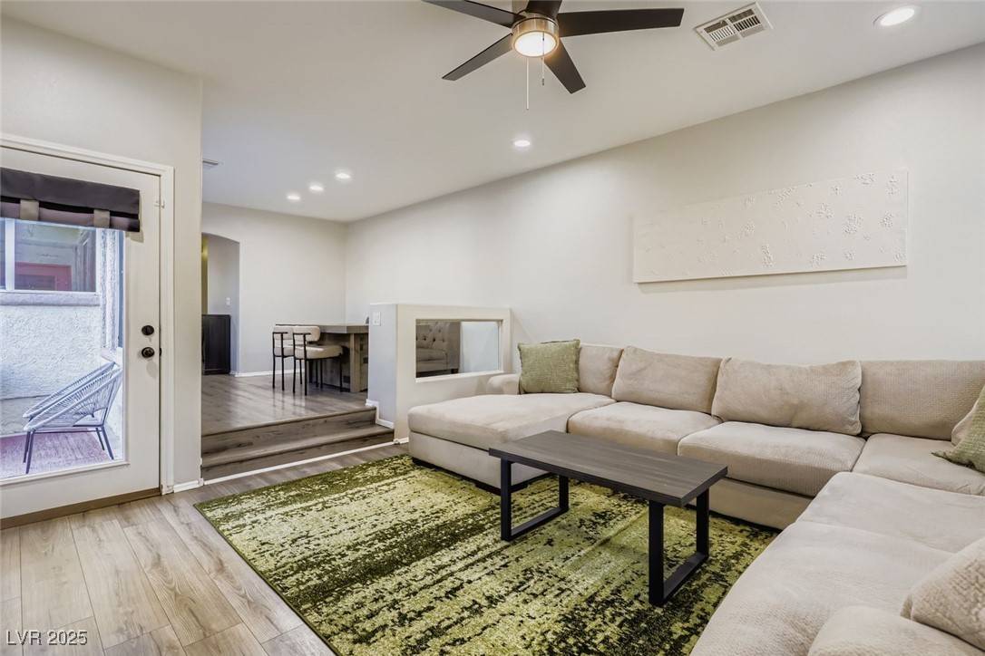 Las Vegas, NV 89139,6631 Higger Tor AVE