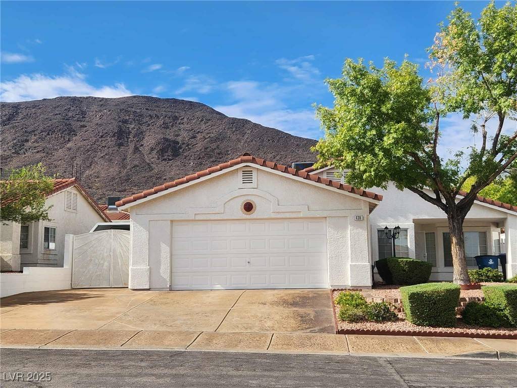 Henderson, NV 89012,439 Palegold ST