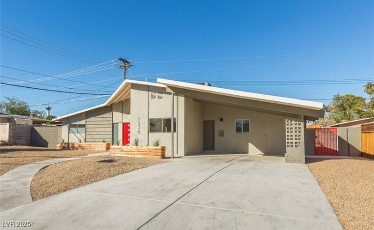 Las Vegas, NV 89169,1536 Sombrero DR
