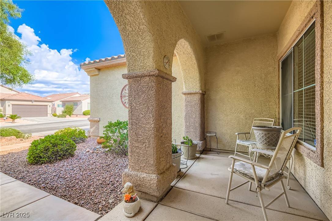 Henderson, NV 89052,2312 Desert Fox DR