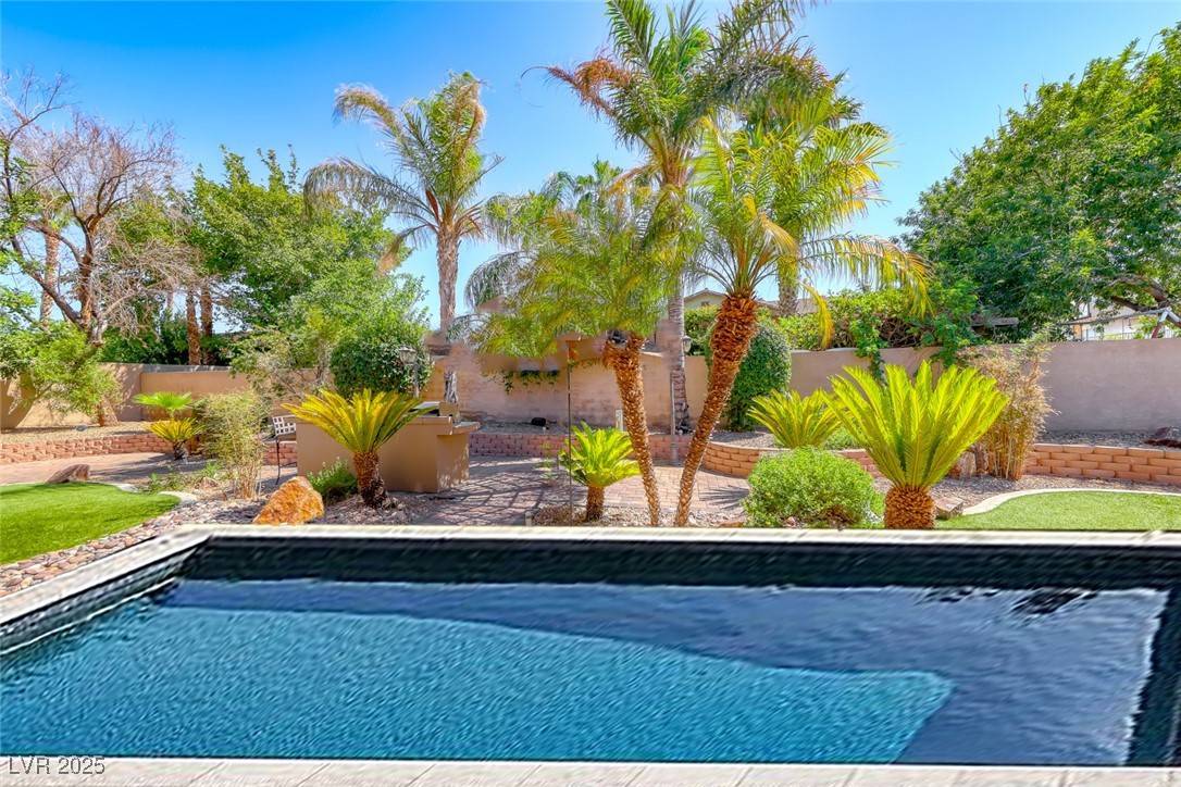 Henderson, NV 89015,211 Viewmont DR