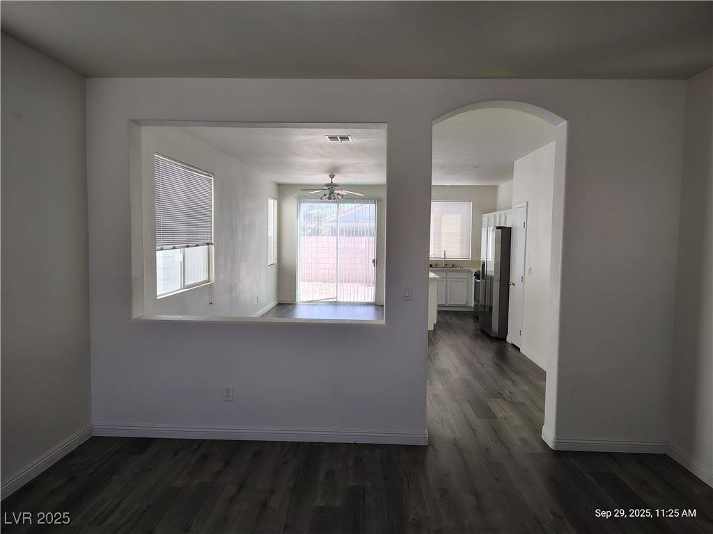 Las Vegas, NV 89148,5526 Cresent Valley ST